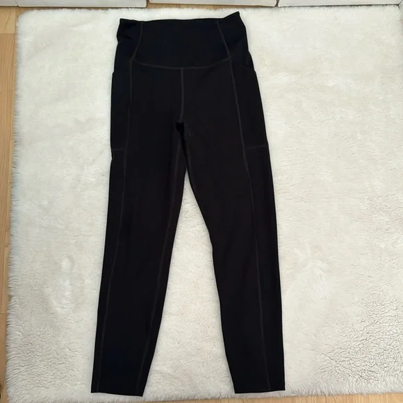 Girlfriend Collective Black Leggings with Pockets - Picture 1 of 7